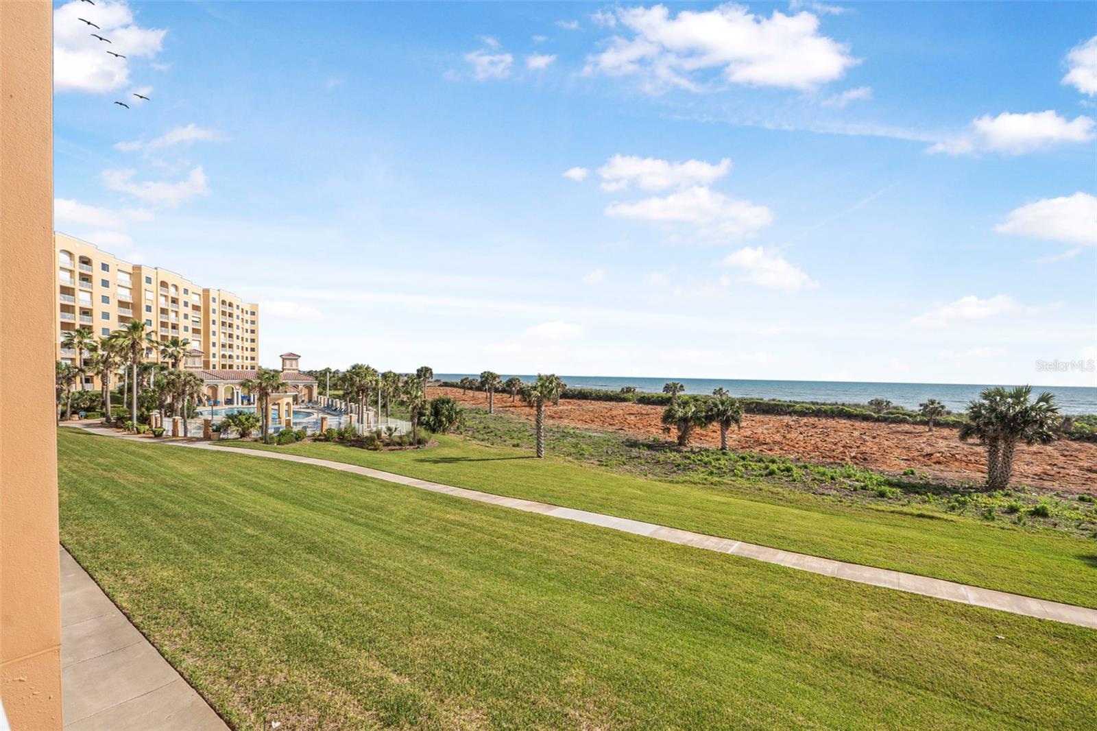 60 SURFVIEW DR #208, PALM COAST, FL, 32137