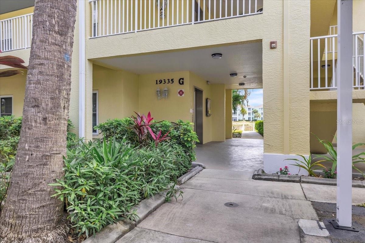 19335 WATER OAK DR #301, PORT CHARLOTTE, FL, 33948