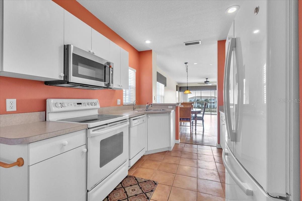 19335 WATER OAK DR #301, PORT CHARLOTTE, FL, 33948
