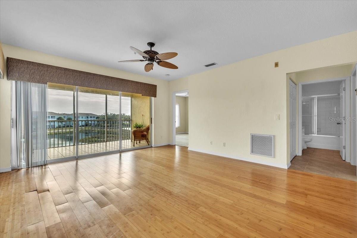 19335 WATER OAK DR #301, PORT CHARLOTTE, FL, 33948
