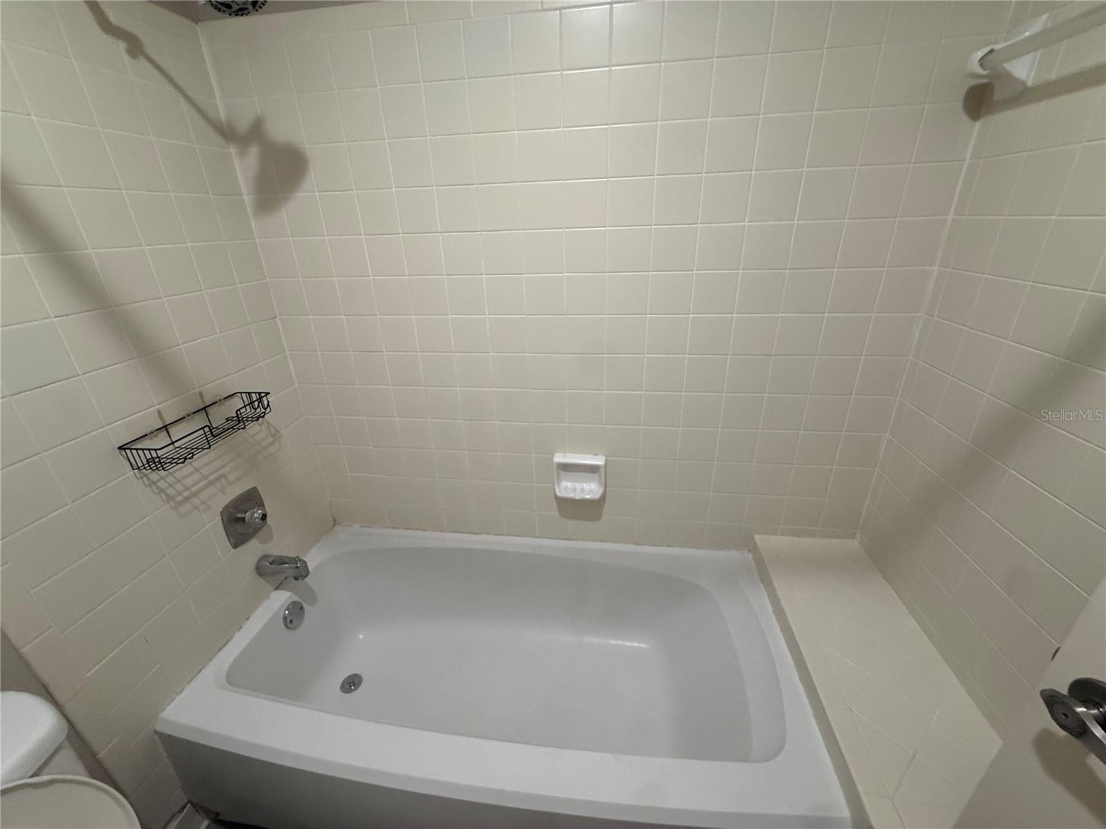 255 FENWICK DR #18, VENICE, FL, 34285