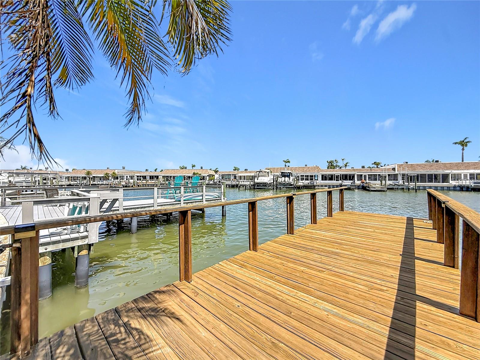 355 BOCA CIEGA POINT BLVD #355, ST PETERSBURG, FL, 33708