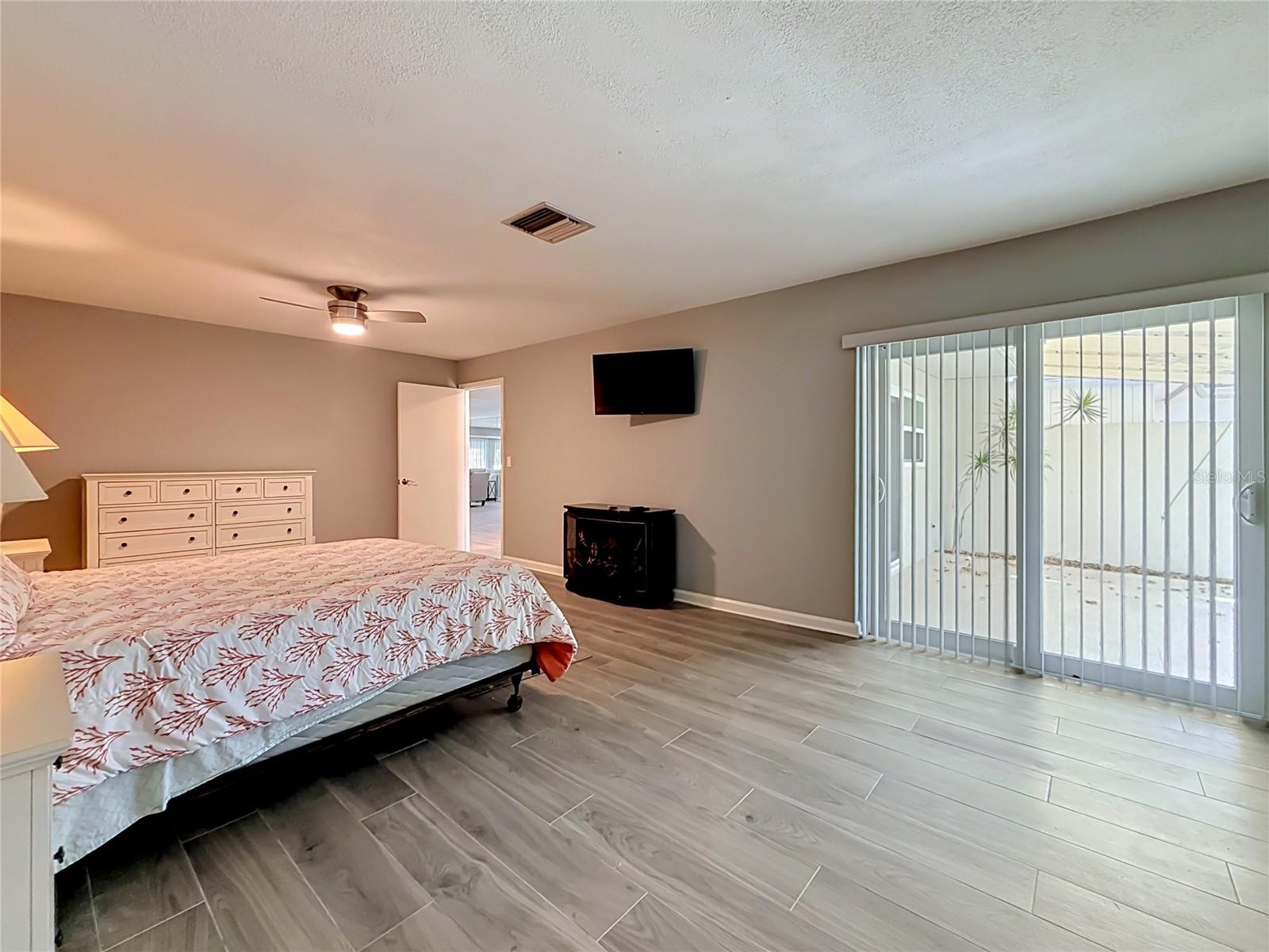 355 BOCA CIEGA POINT BLVD #355, ST PETERSBURG, FL, 33708