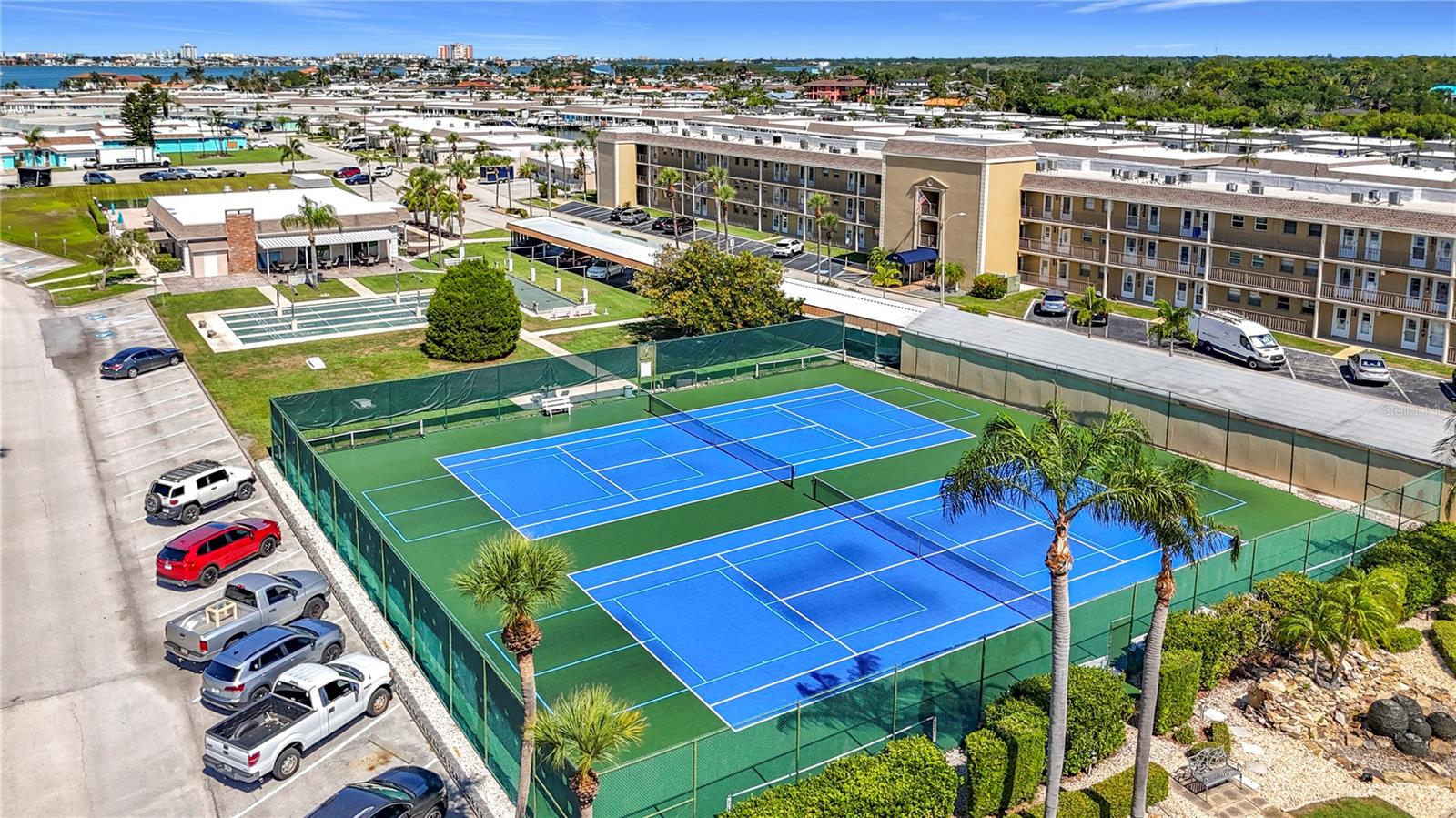 355 BOCA CIEGA POINT BLVD #355, ST PETERSBURG, FL, 33708