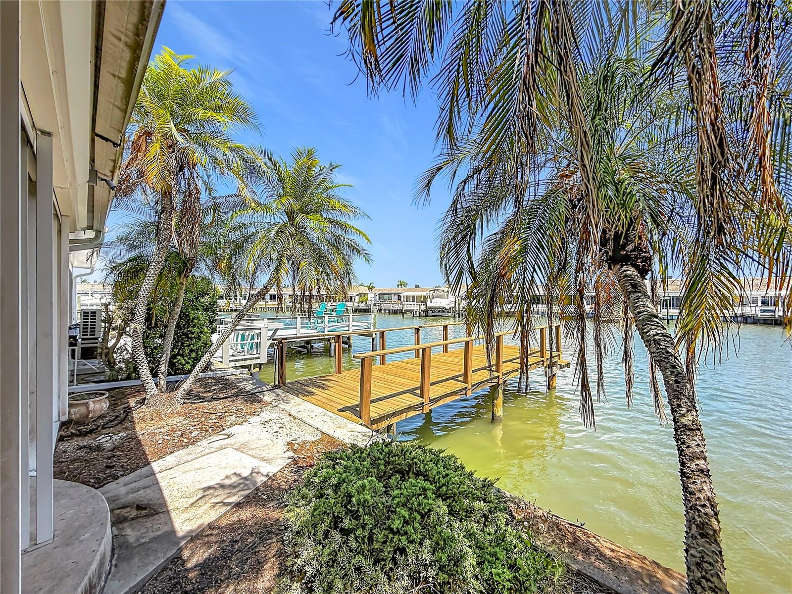 355 BOCA CIEGA POINT BLVD #355, ST PETERSBURG, FL, 33708