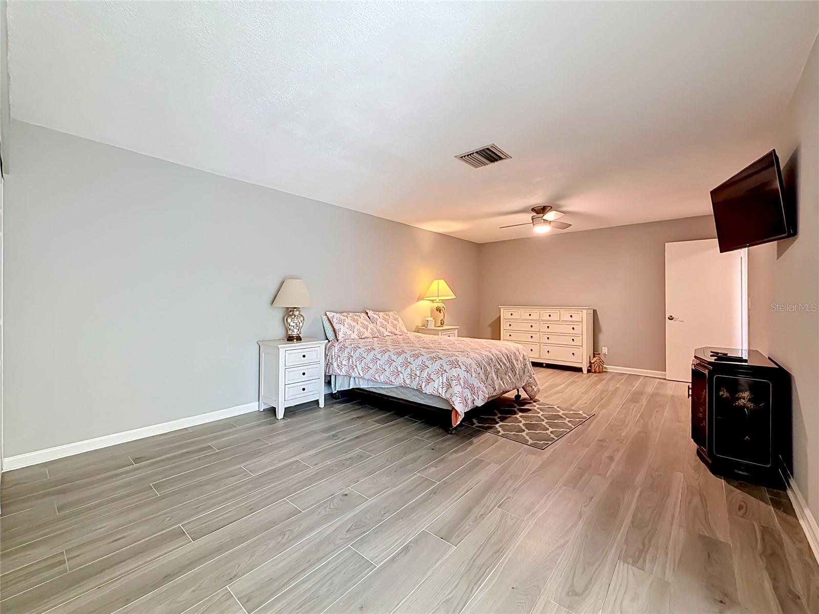 355 BOCA CIEGA POINT BLVD #355, ST PETERSBURG, FL, 33708