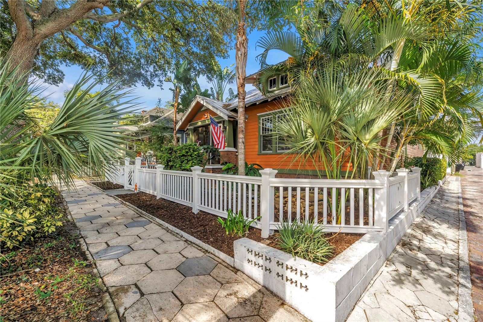 1114 3RD ST N, ST PETERSBURG, FL, 33701