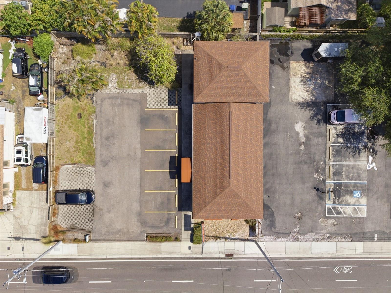 3233 W BAY TO BAY BLVD, TAMPA, FL, 33629