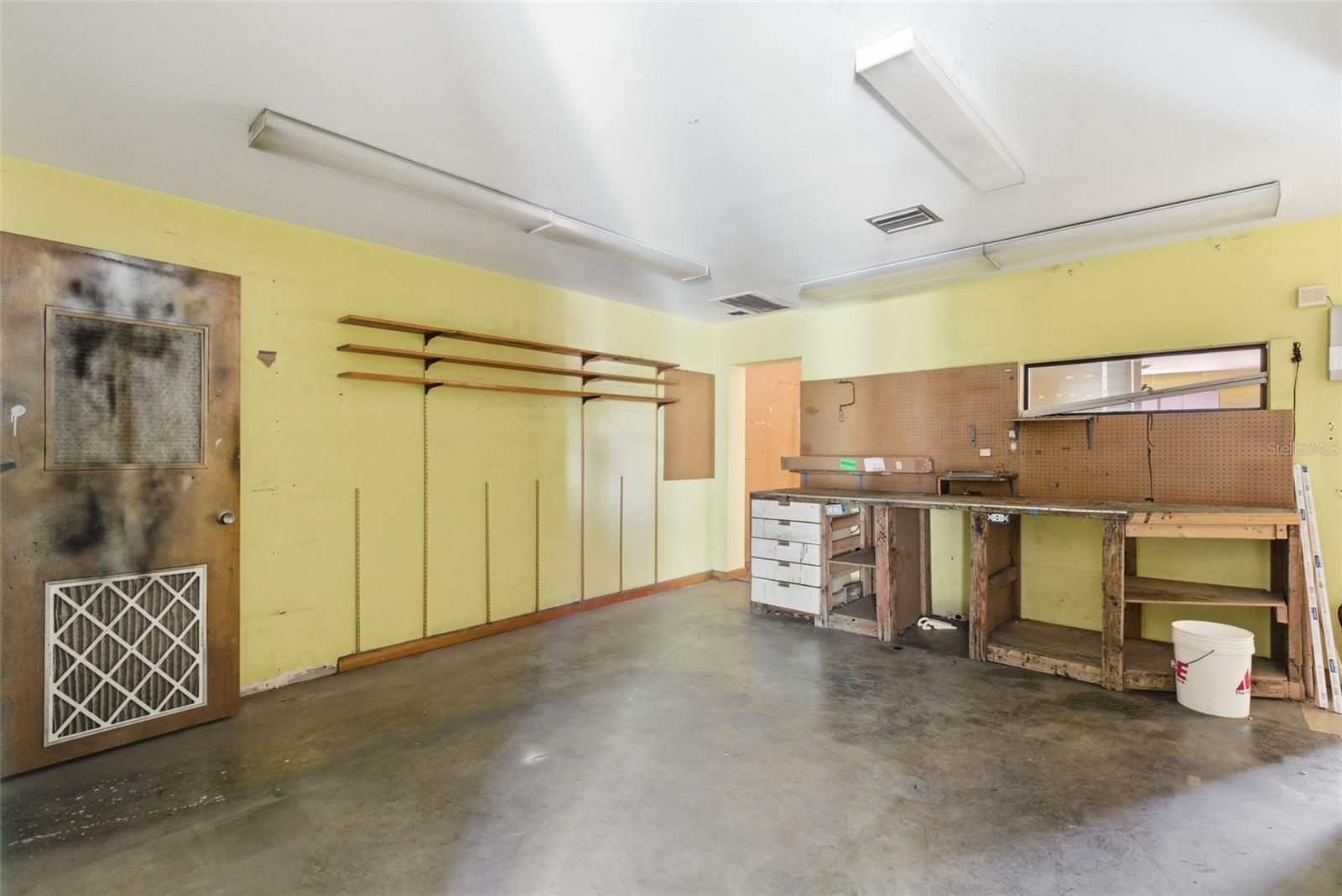 3233 W BAY TO BAY BLVD, TAMPA, FL, 33629