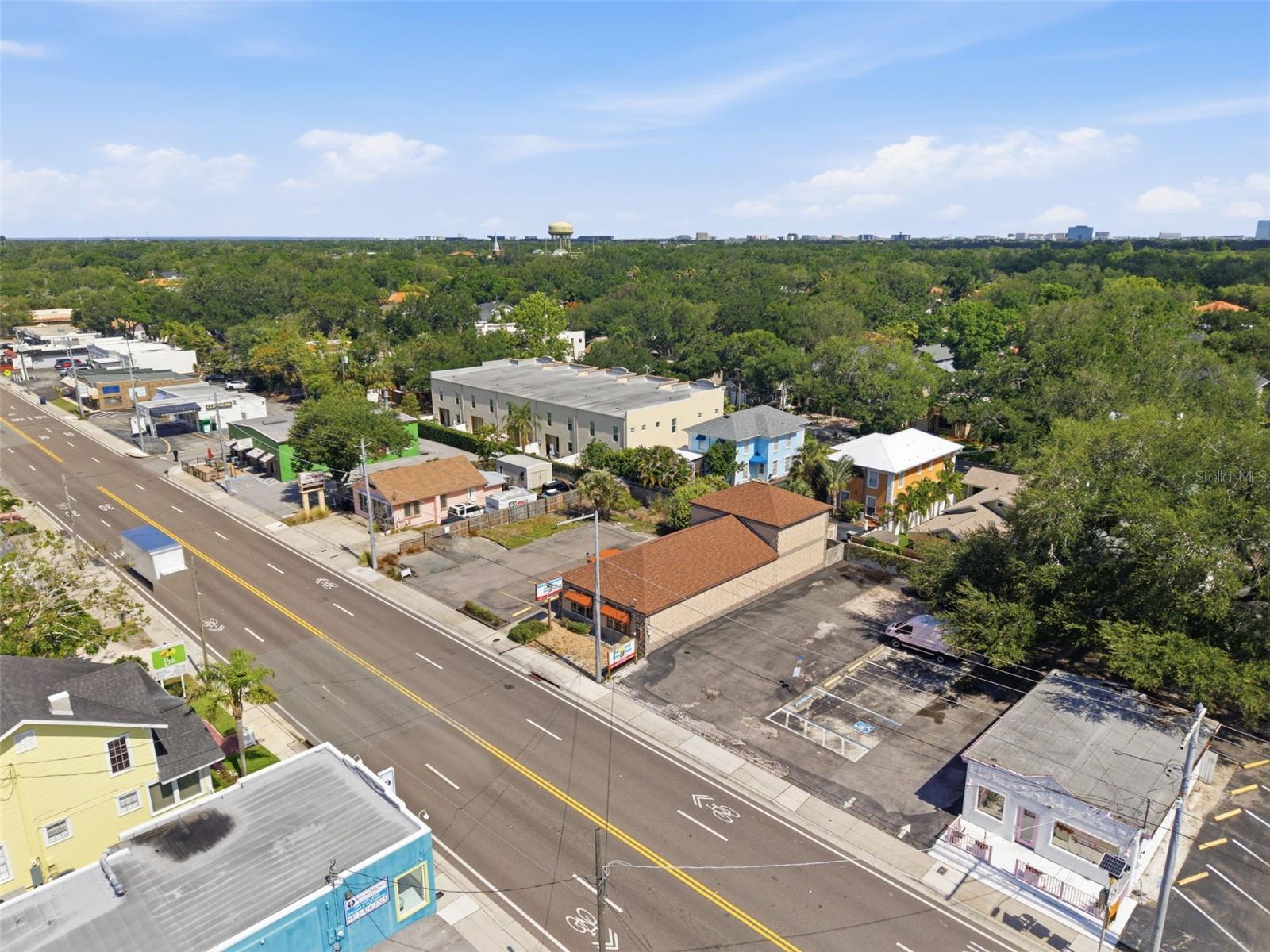 3233 W BAY TO BAY BLVD, TAMPA, FL, 33629