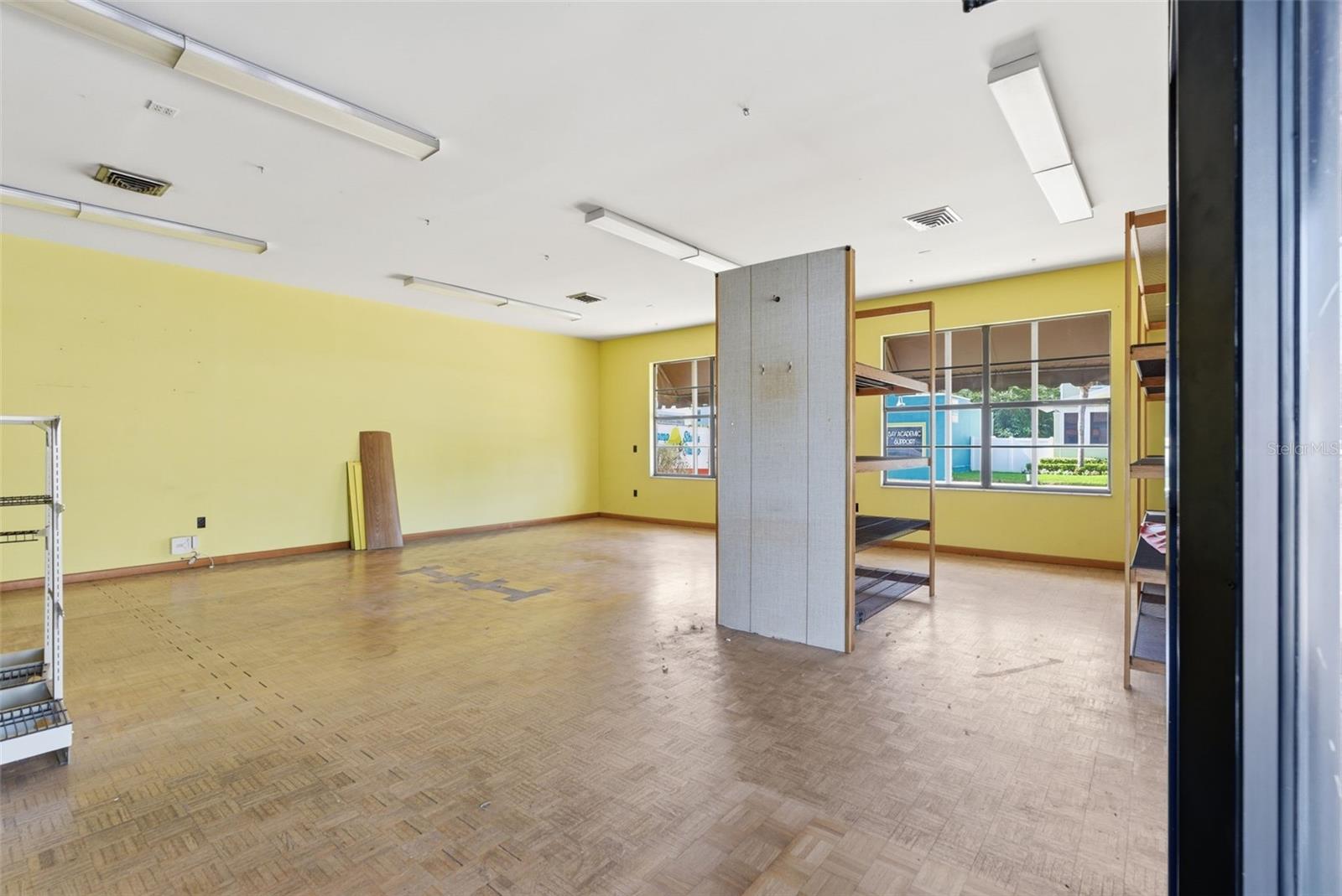 3233 W BAY TO BAY BLVD, TAMPA, FL, 33629