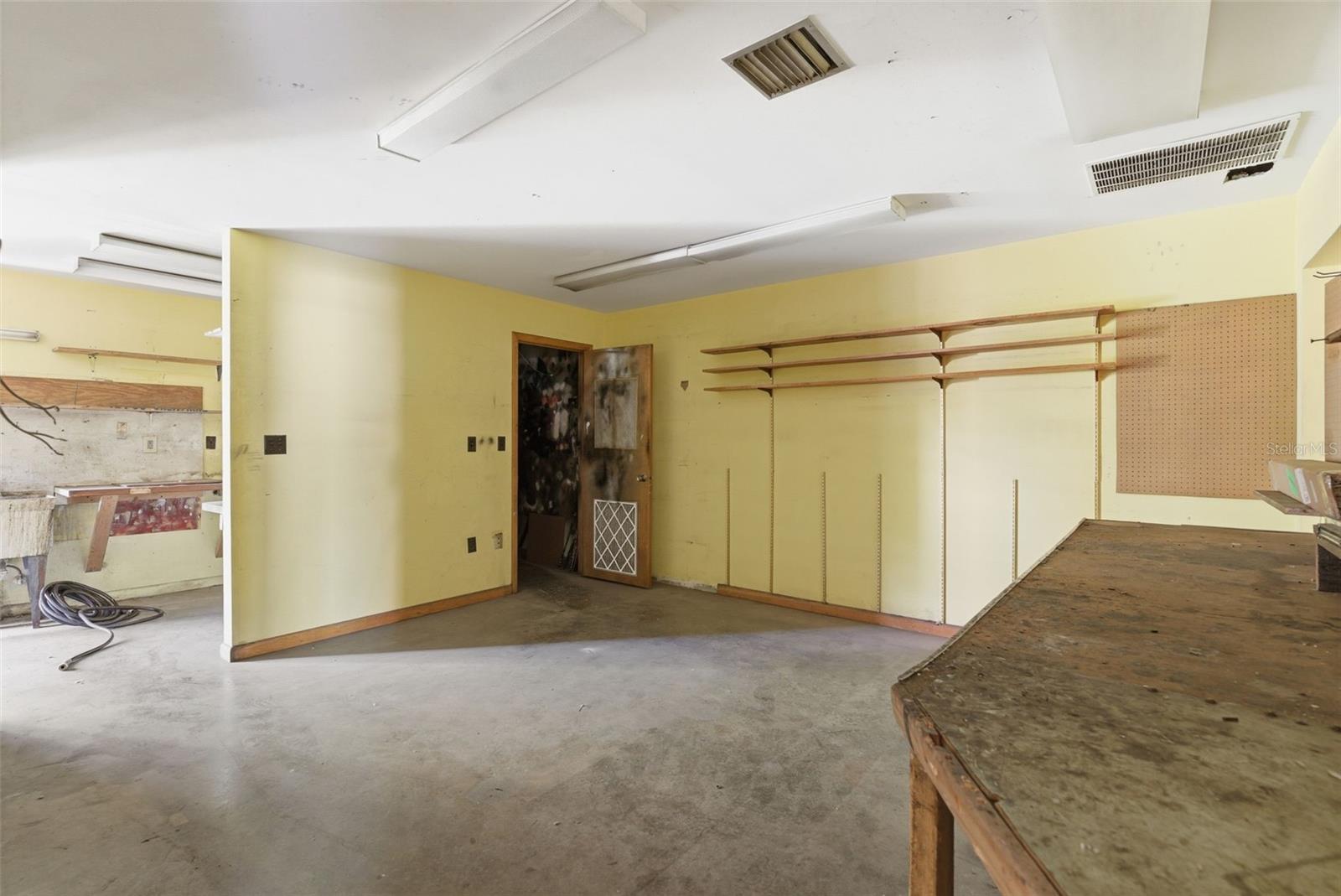 3233 W BAY TO BAY BLVD, TAMPA, FL, 33629