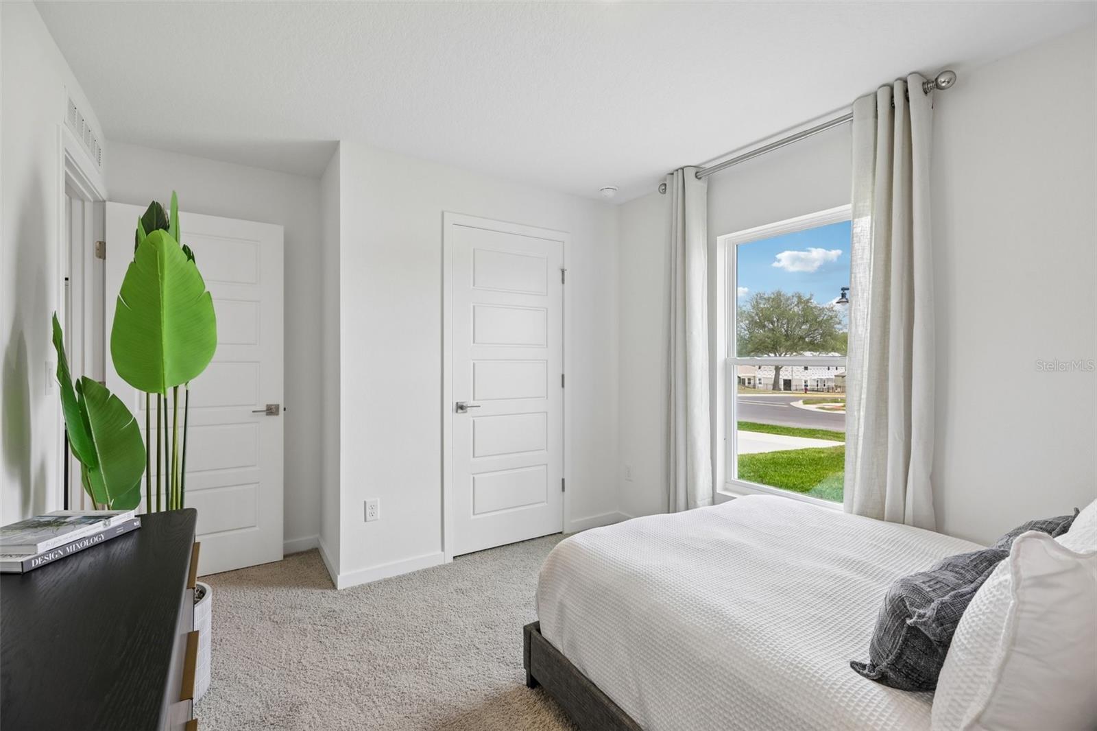 223 SKYFIELD CT, LADY LAKE, FL, 32159