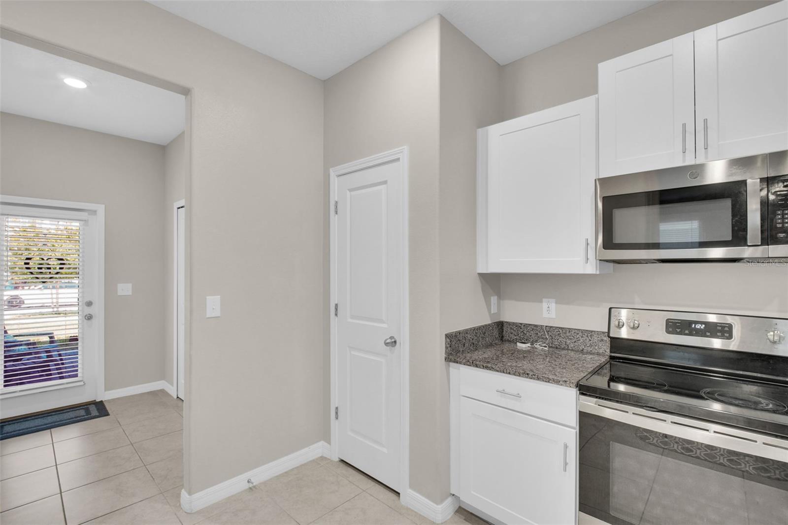 9579 FLOURISH DR, LAND O LAKES, FL, 34637