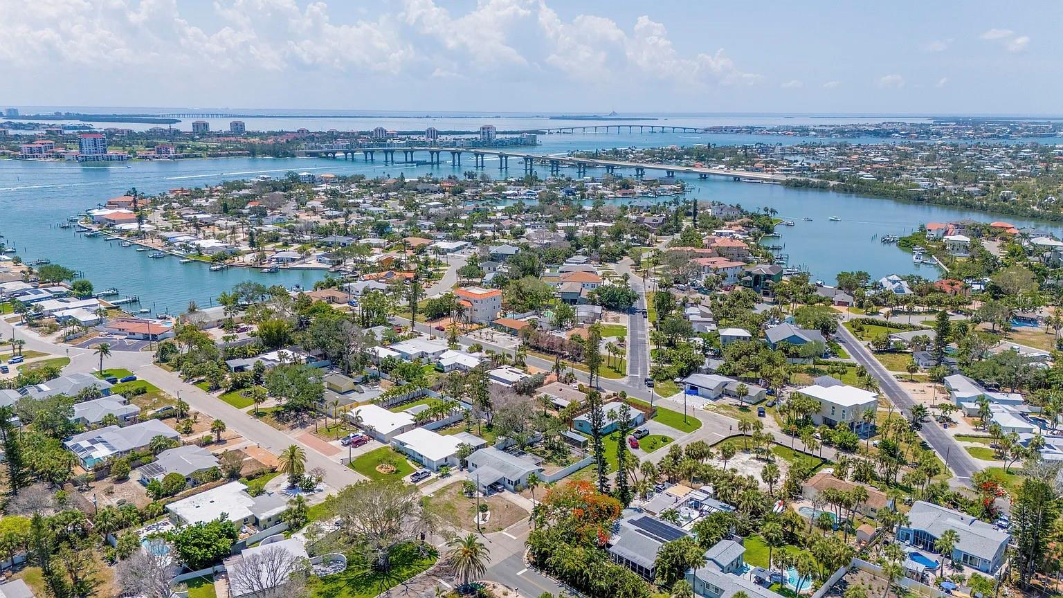 301 41ST AVE, ST PETE BEACH, FL, 33706