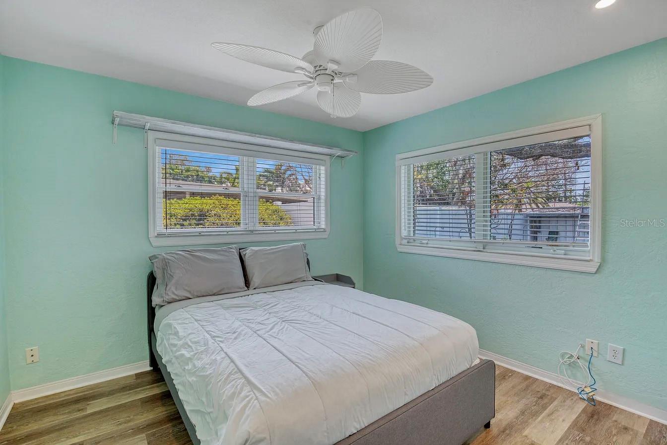 301 41ST AVE, ST PETE BEACH, FL, 33706