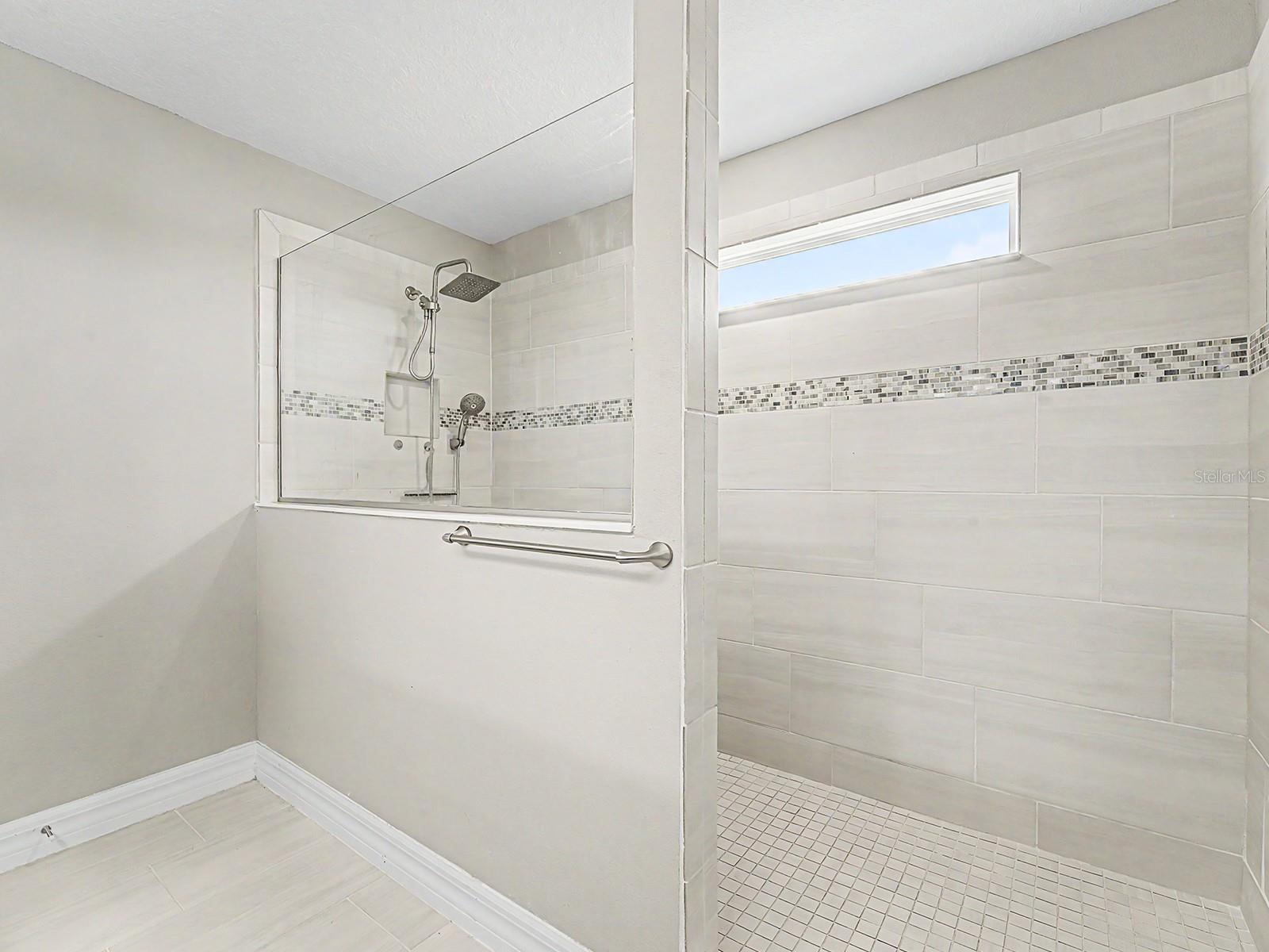 9475 IBIS GROVE BLVD, WESLEY CHAPEL, FL, 33545