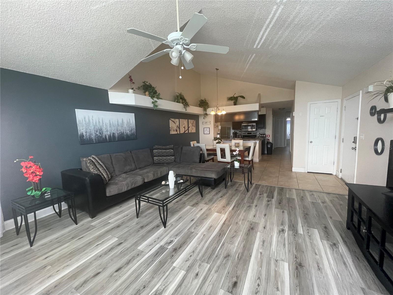 2747 N POINCIANA BLVD #10, KISSIMMEE, FL, 34746
