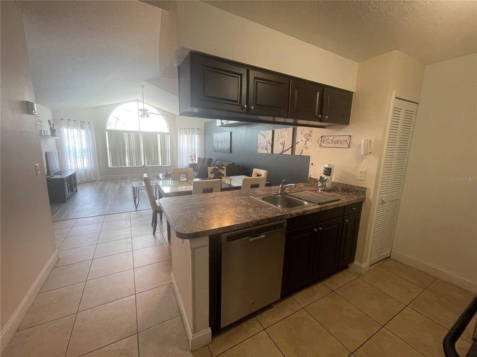 2747 N POINCIANA BLVD #10, KISSIMMEE, FL, 34746
