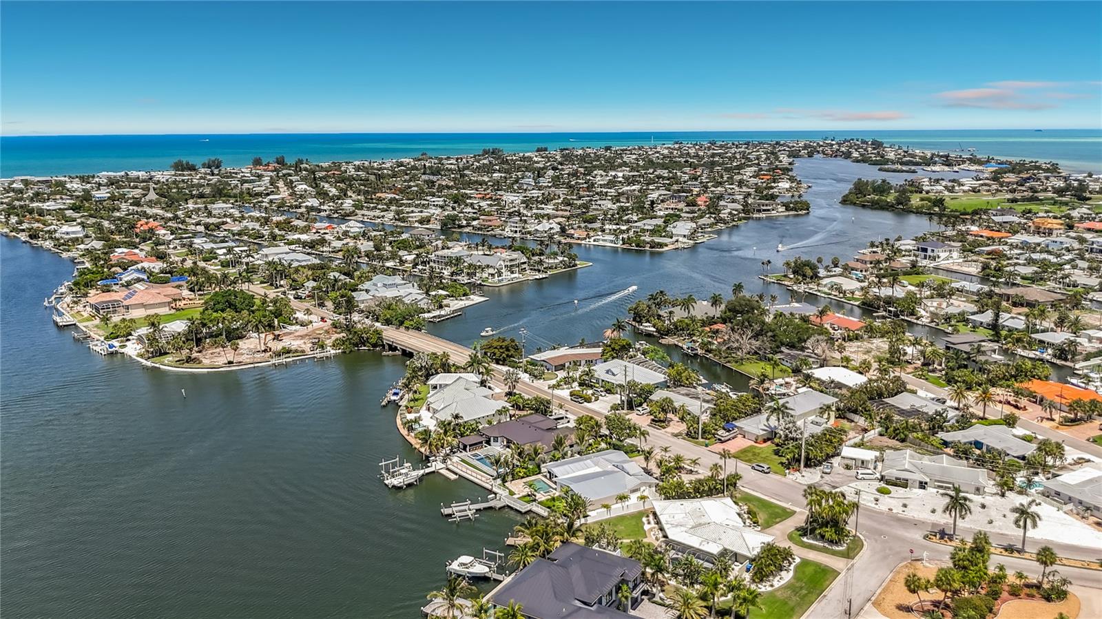 605 KEY ROYALE DR, BRADENTON BEACH, FL, 34217