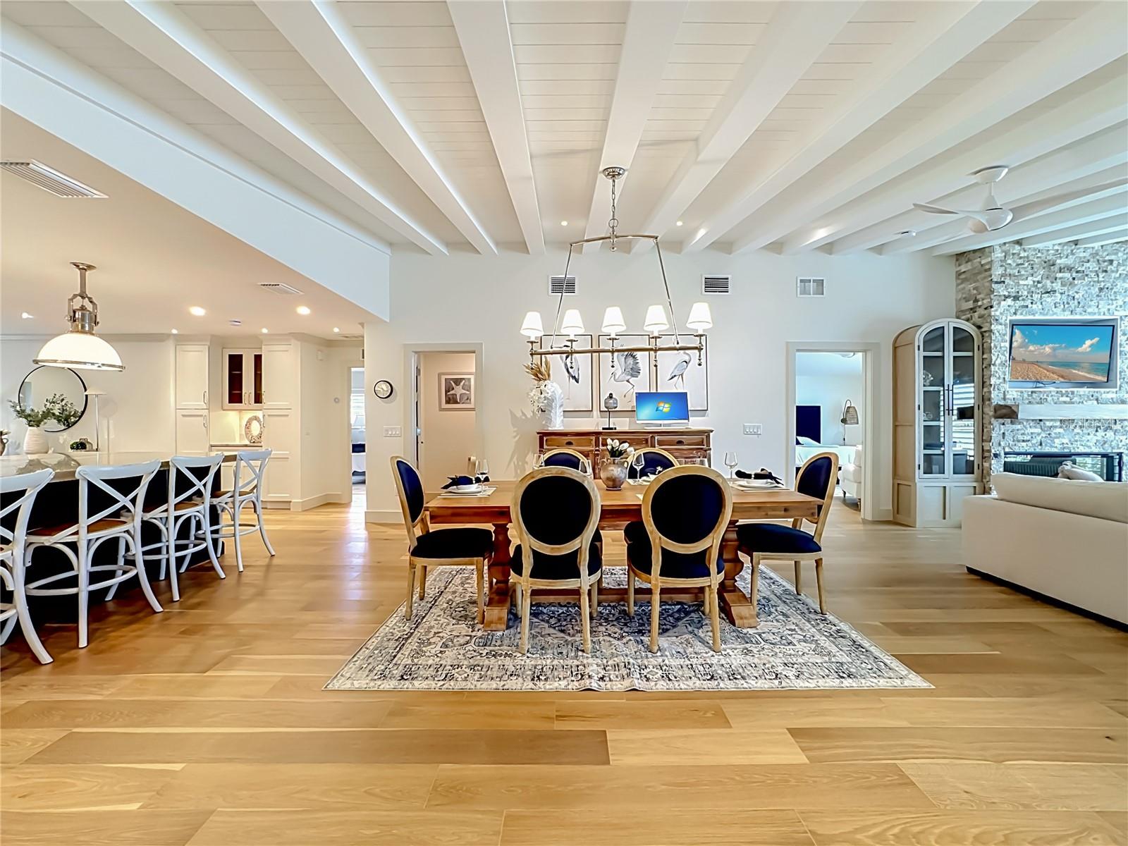 605 KEY ROYALE DR, BRADENTON BEACH, FL, 34217