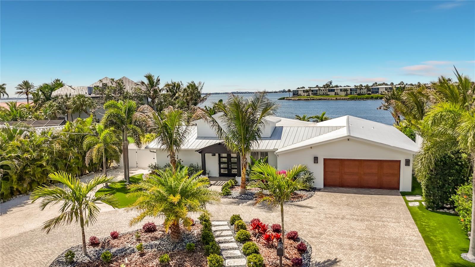 605 KEY ROYALE DR, BRADENTON BEACH, FL, 34217