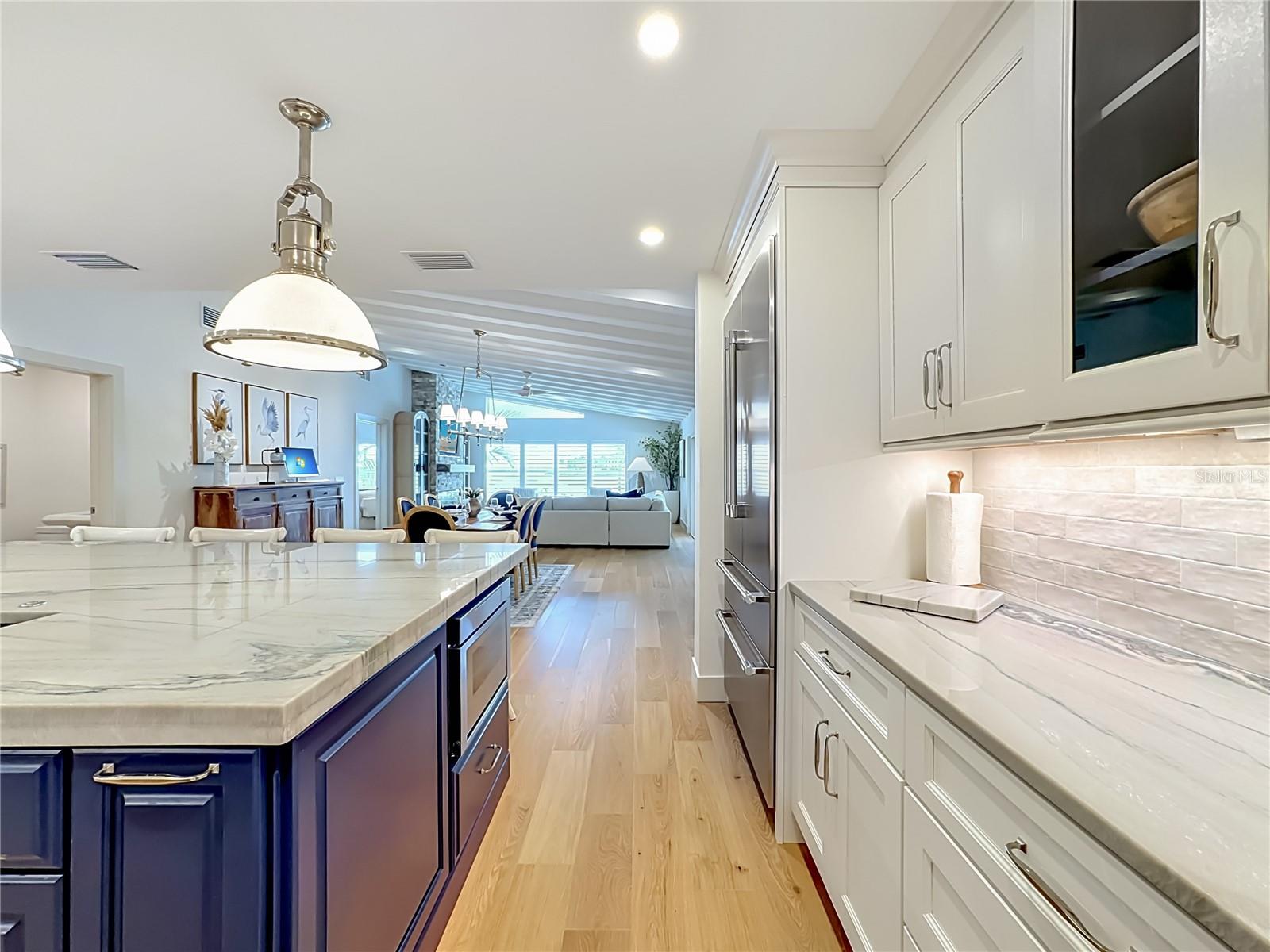 605 KEY ROYALE DR, BRADENTON BEACH, FL, 34217