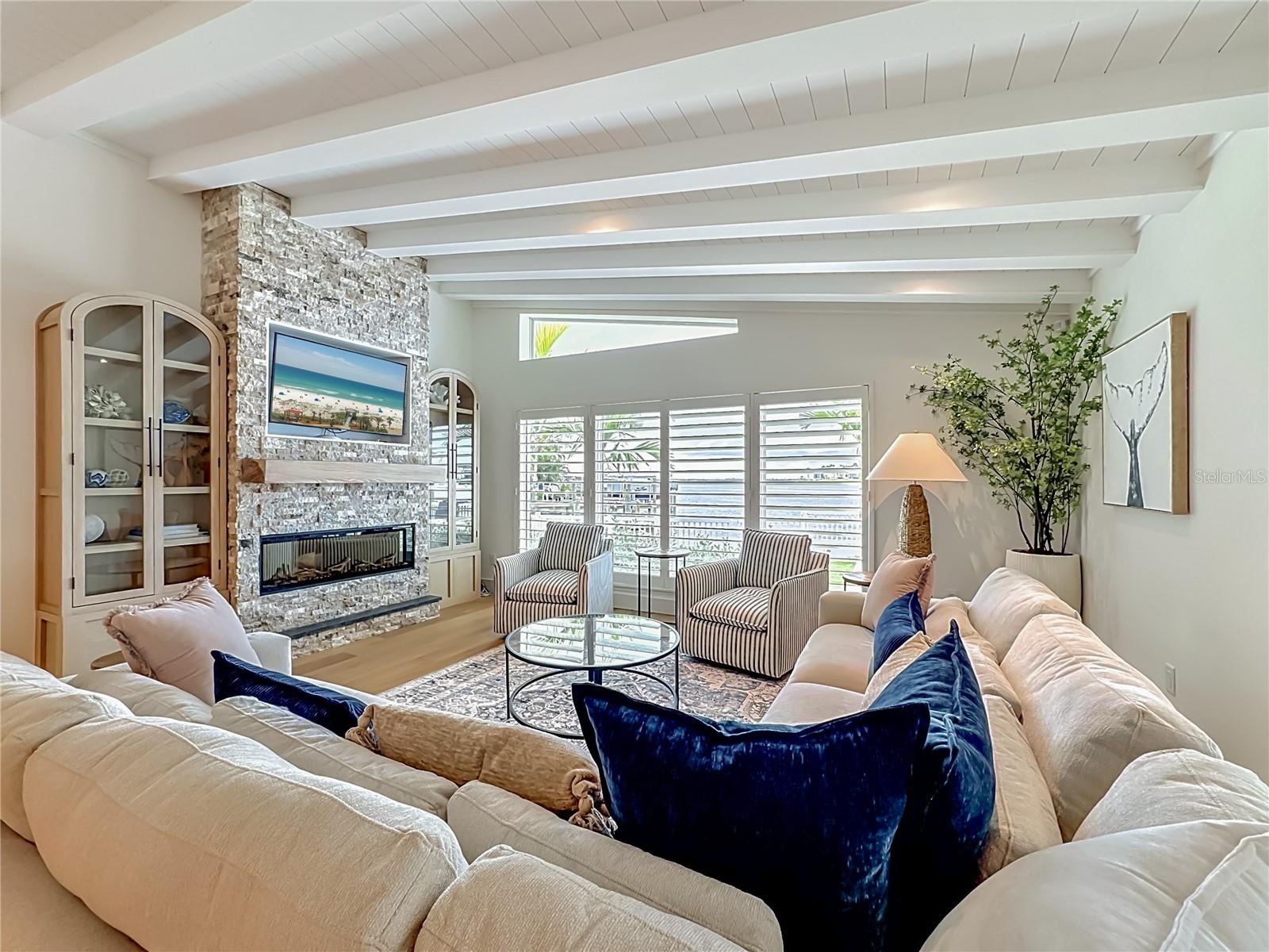 605 KEY ROYALE DR, BRADENTON BEACH, FL, 34217