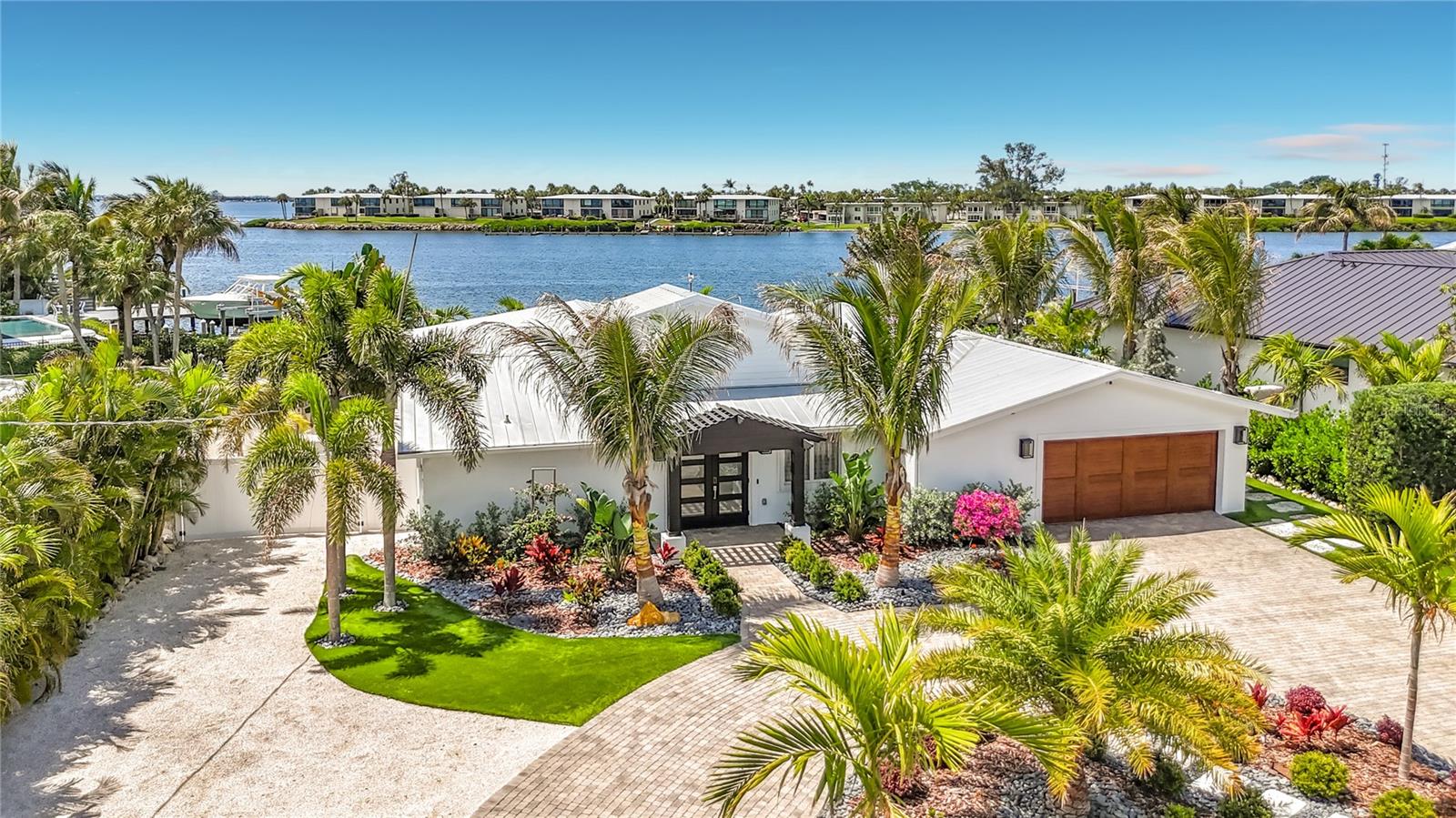 605 KEY ROYALE DR, BRADENTON BEACH, FL, 34217