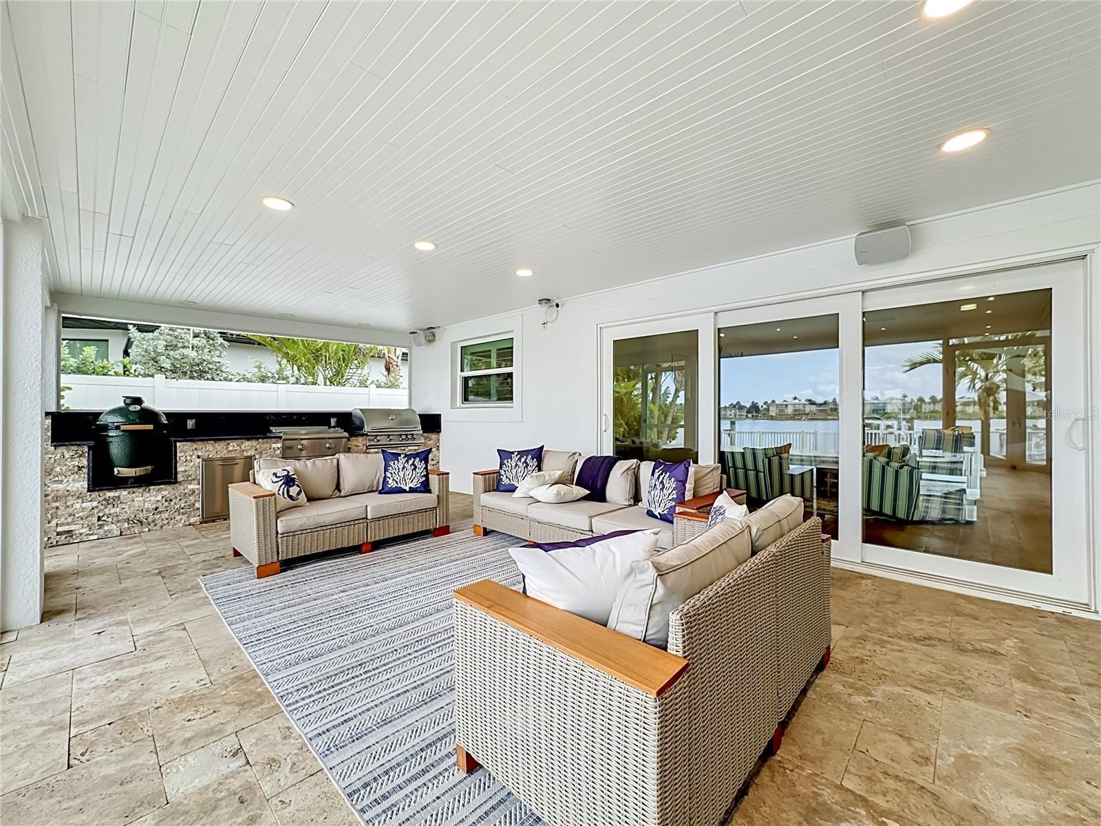 605 KEY ROYALE DR, BRADENTON BEACH, FL, 34217