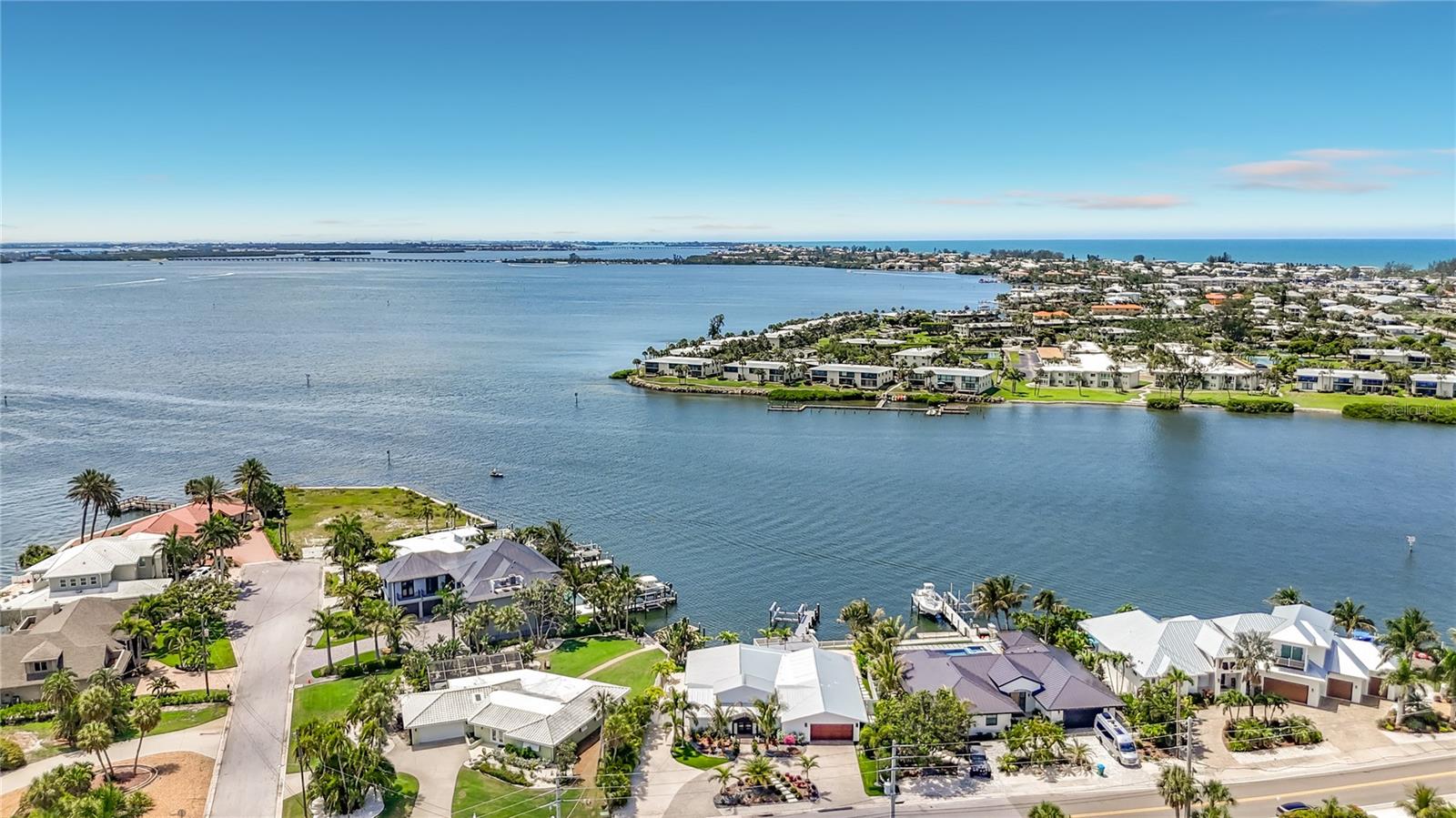 605 KEY ROYALE DR, BRADENTON BEACH, FL, 34217