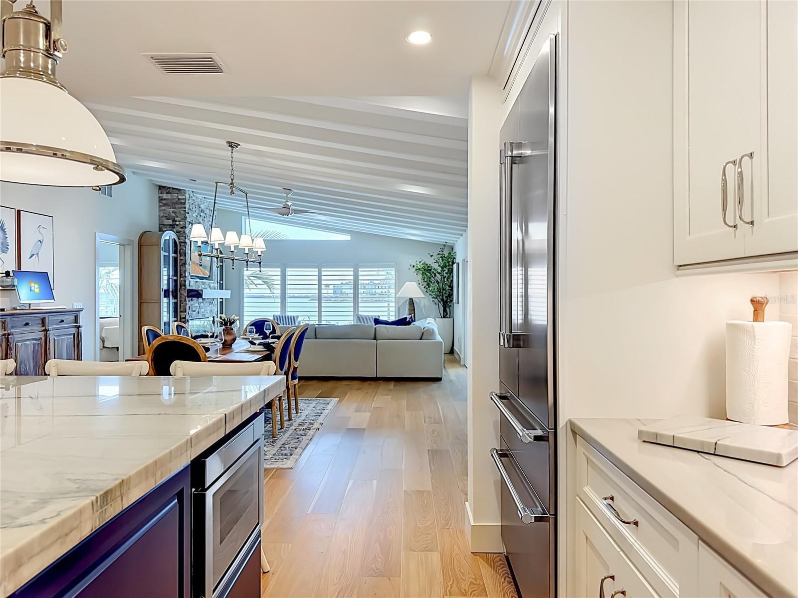 605 KEY ROYALE DR, BRADENTON BEACH, FL, 34217