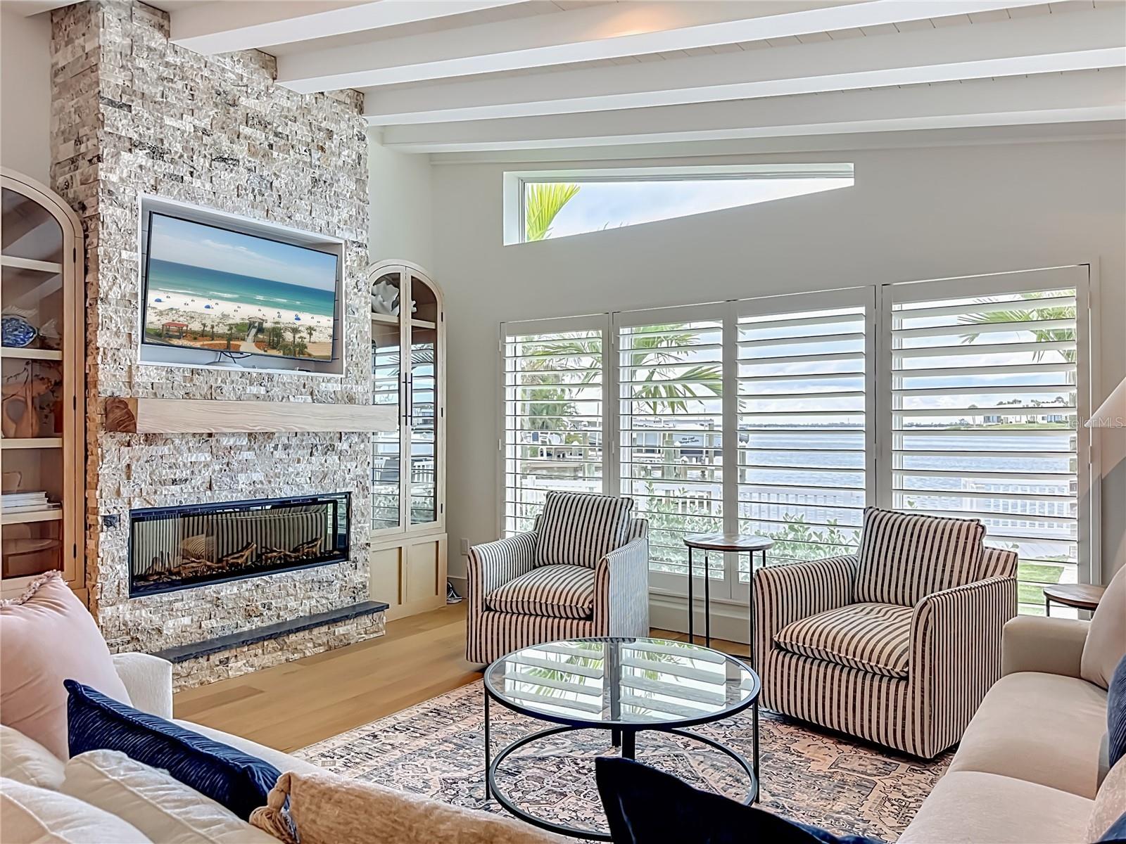 605 KEY ROYALE DR, BRADENTON BEACH, FL, 34217