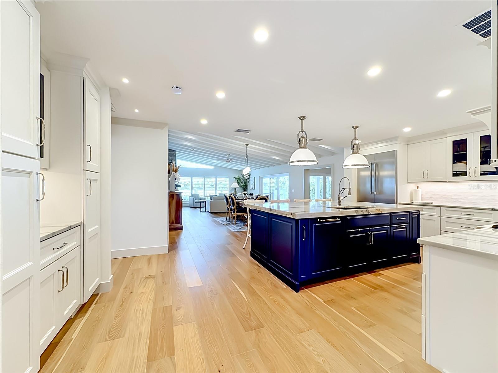 605 KEY ROYALE DR, BRADENTON BEACH, FL, 34217