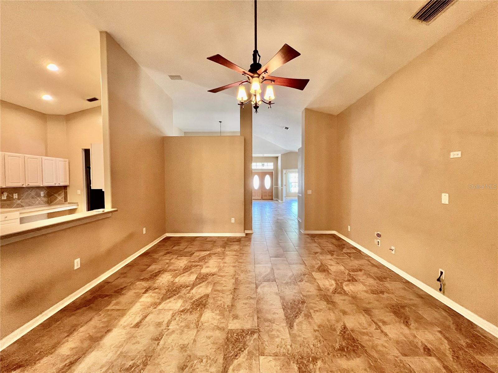 18241 COLLRIDGE DR, TAMPA, FL, 33647