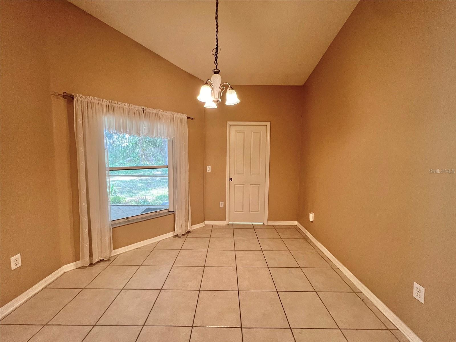 18241 COLLRIDGE DR, TAMPA, FL, 33647