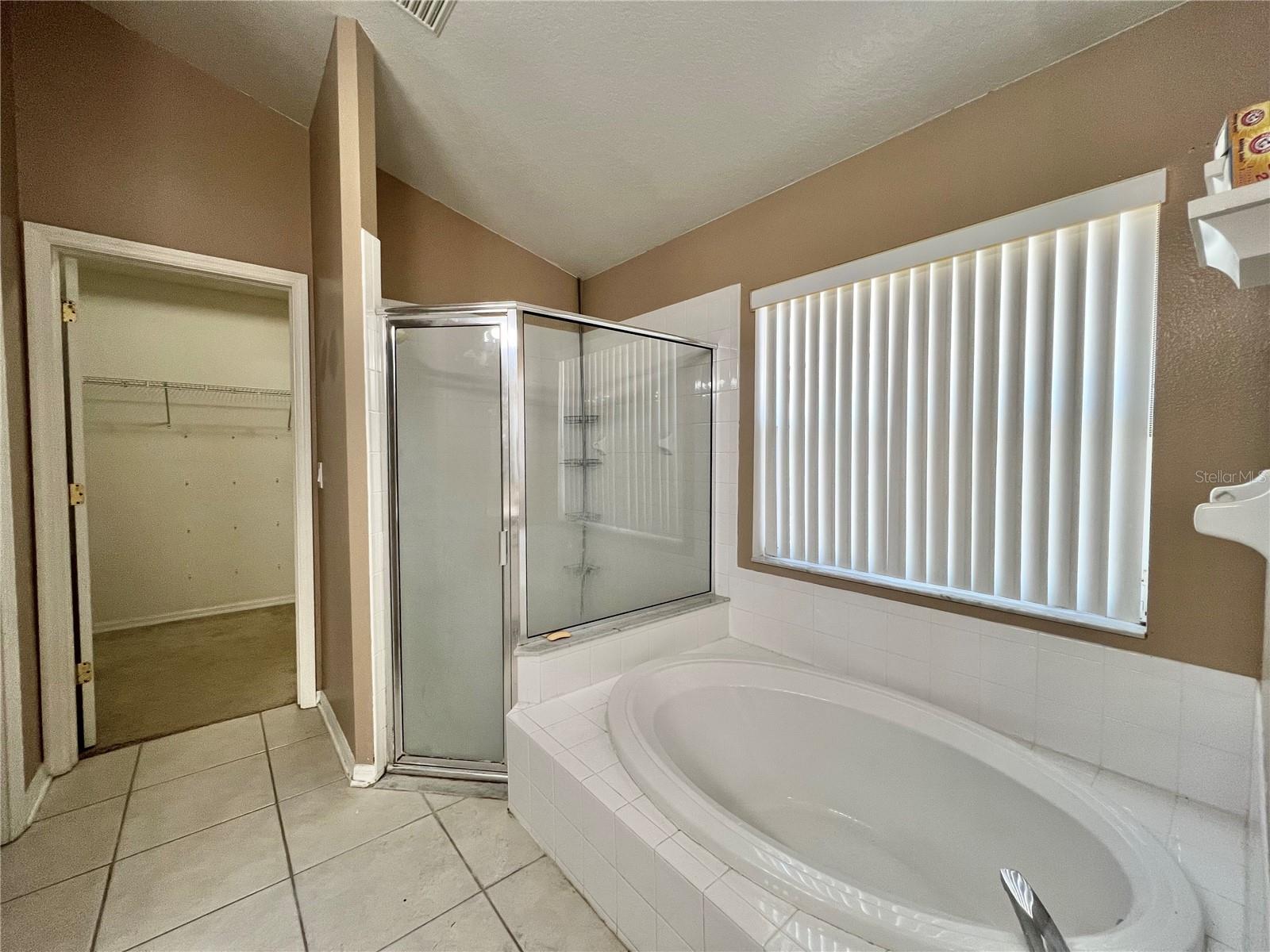 18241 COLLRIDGE DR, TAMPA, FL, 33647