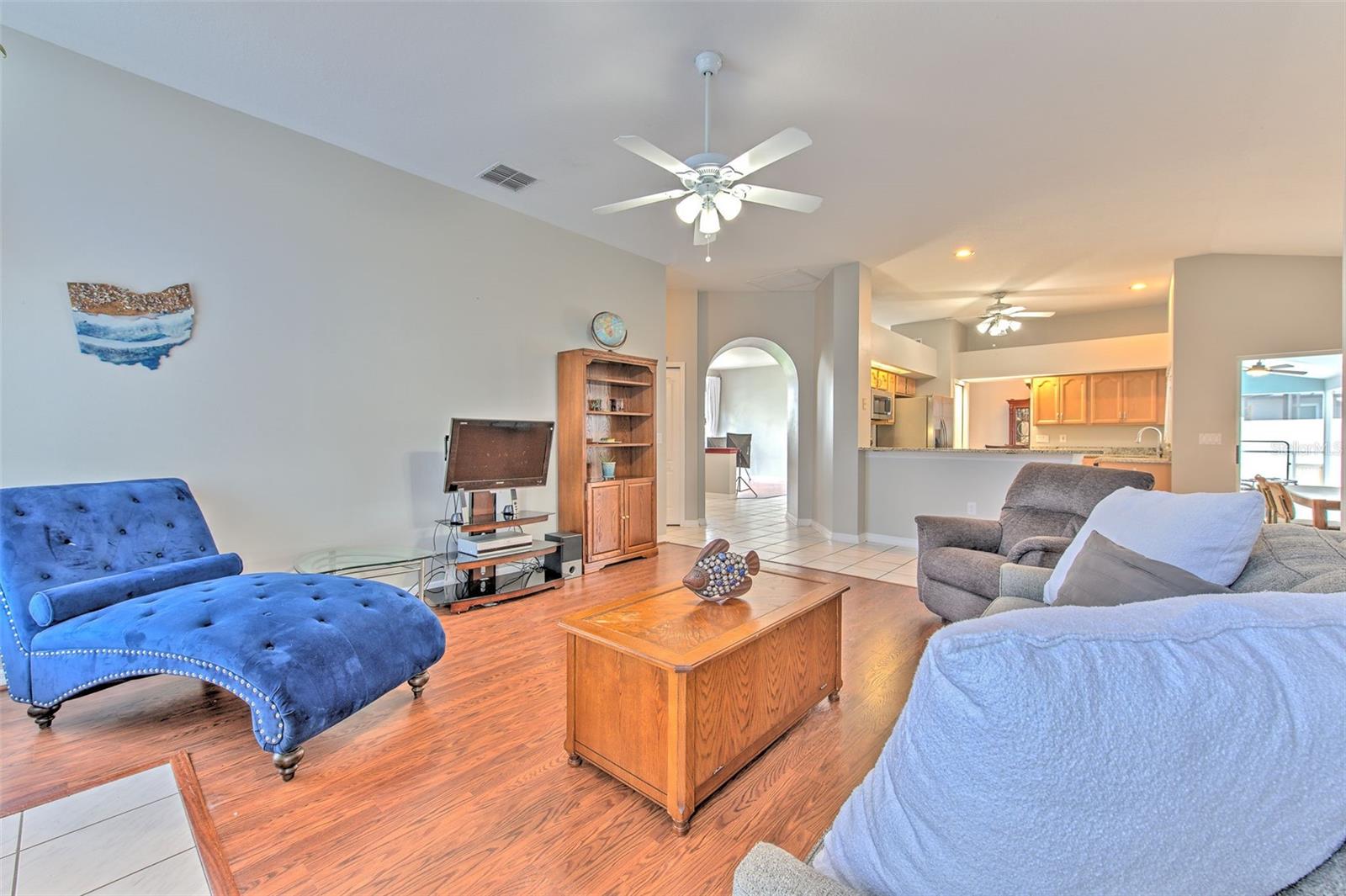 2327 EAGLE BLUFF DR, VALRICO, FL, 33596