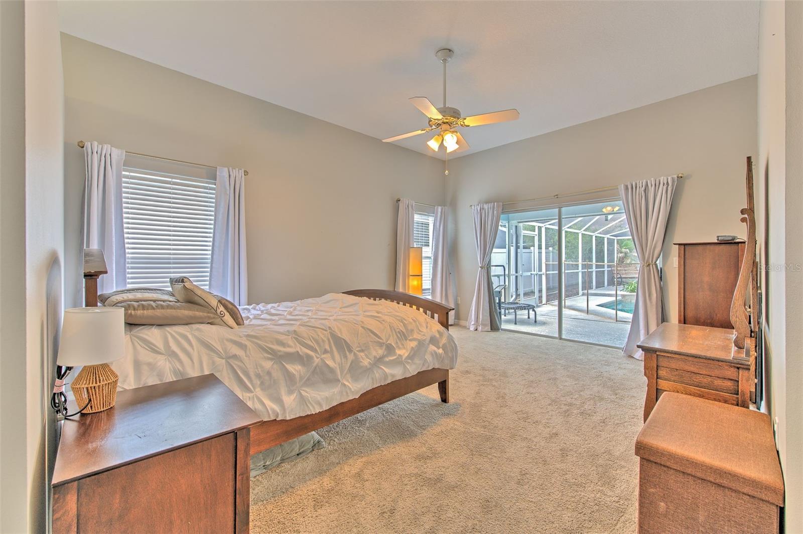 2327 EAGLE BLUFF DR, VALRICO, FL, 33596