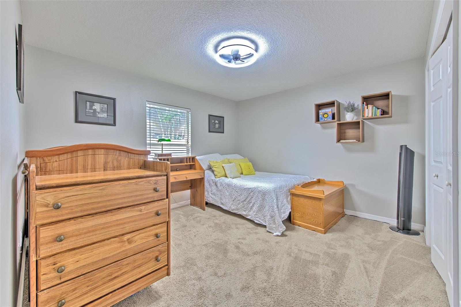 2327 EAGLE BLUFF DR, VALRICO, FL, 33596