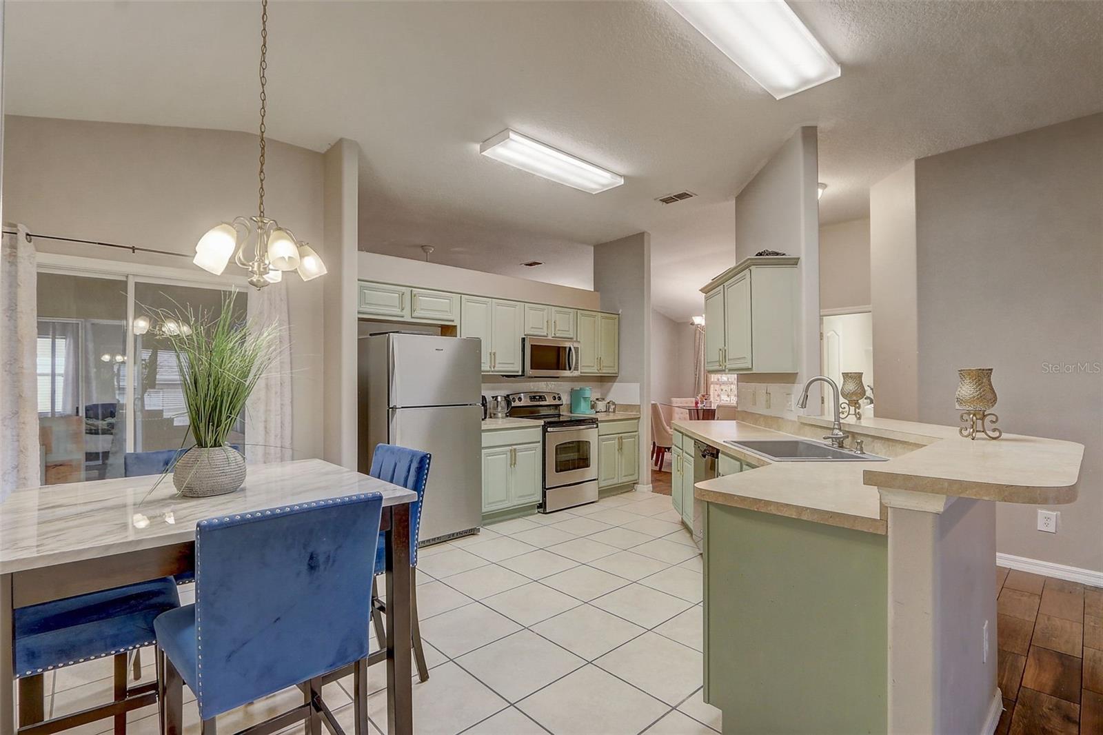 129 COMPASS ROSE DR BRK, GROVELAND, FL, 34736