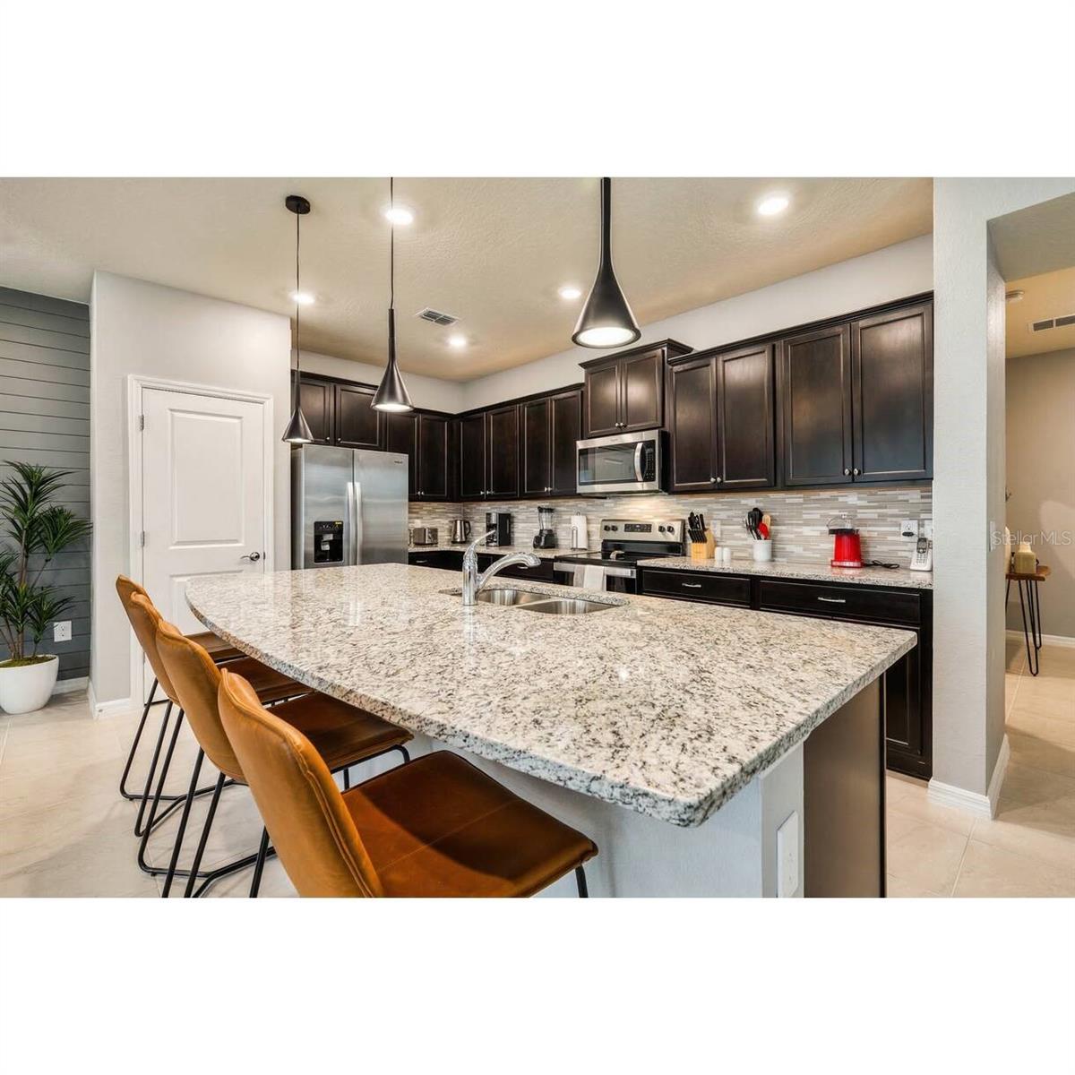 806 PARADISE DR, DAVENPORT, FL, 33897