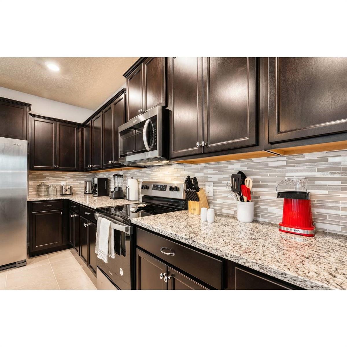 806 PARADISE DR, DAVENPORT, FL, 33897