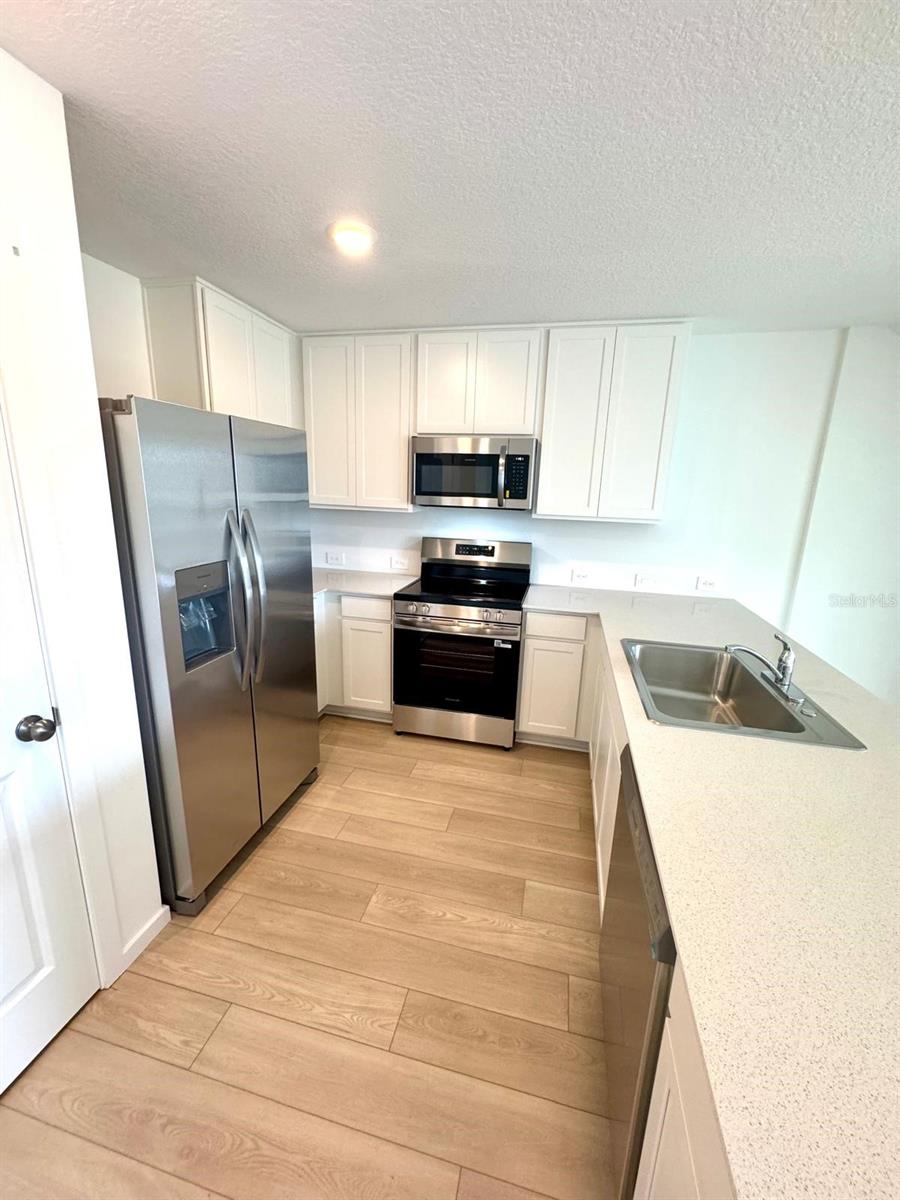 813 LYNX STREET, DAVENPORT, FL, 33837