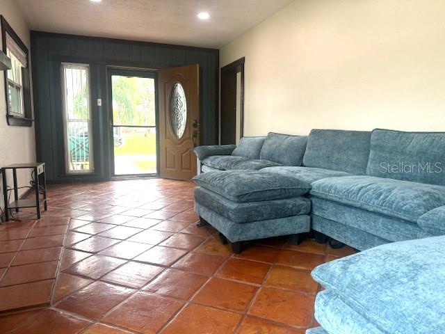 14472 VALENTINE DR, LARGO, FL, 33774