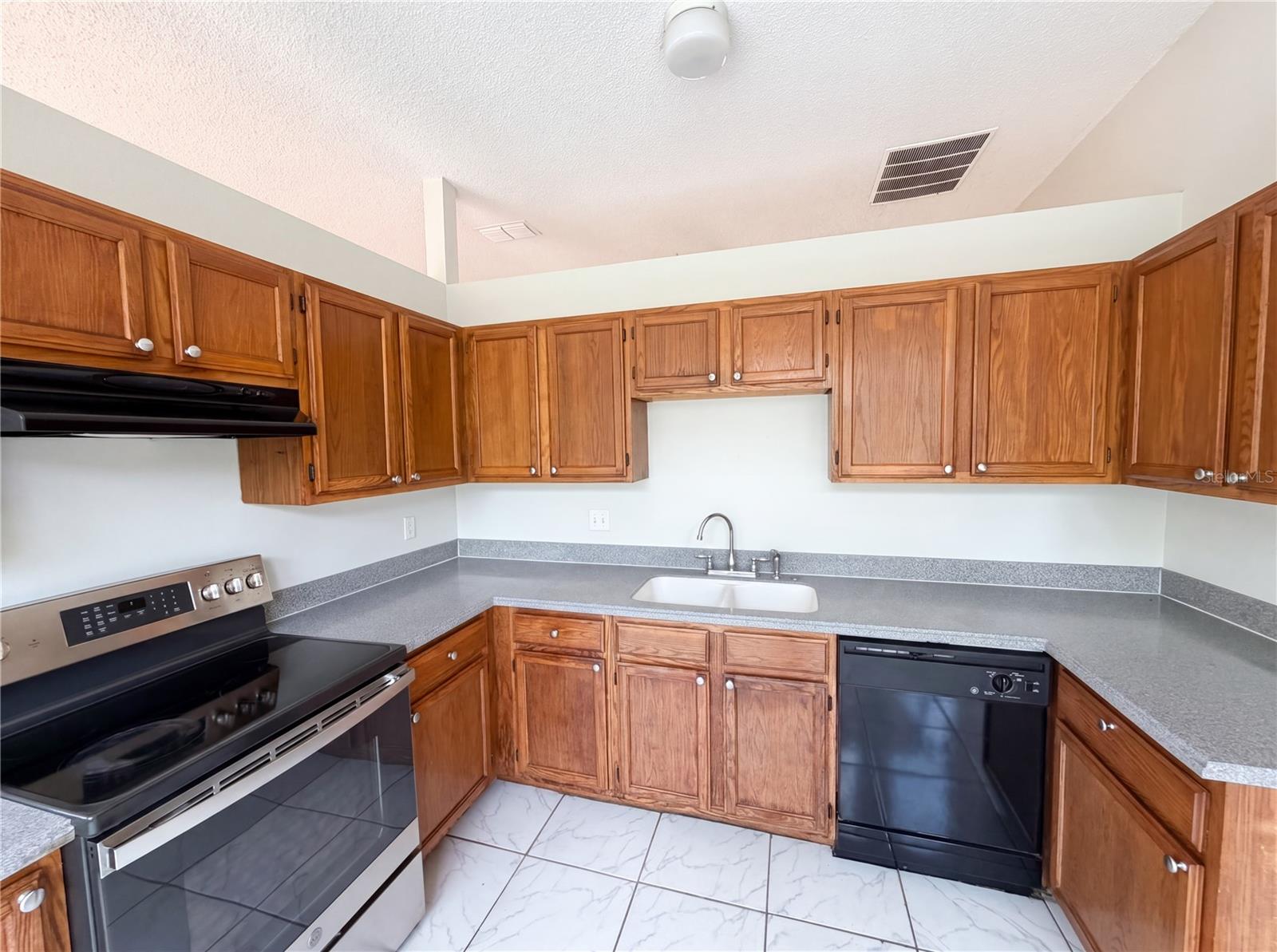 5263 CLARION OAKS DR, ORLANDO, FL, 32808
