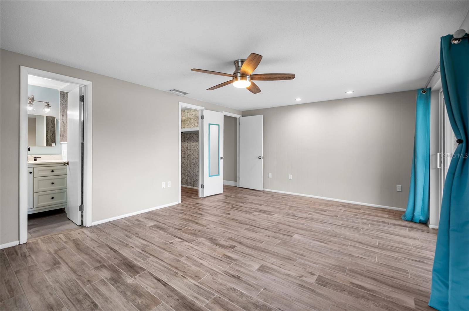 1132 PIEDMONT RD, VENICE, FL, 34293