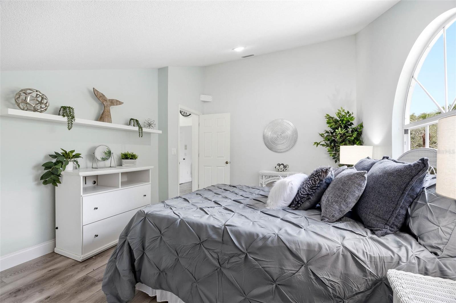 9149 MAPLE CT, SEMINOLE, FL, 33777