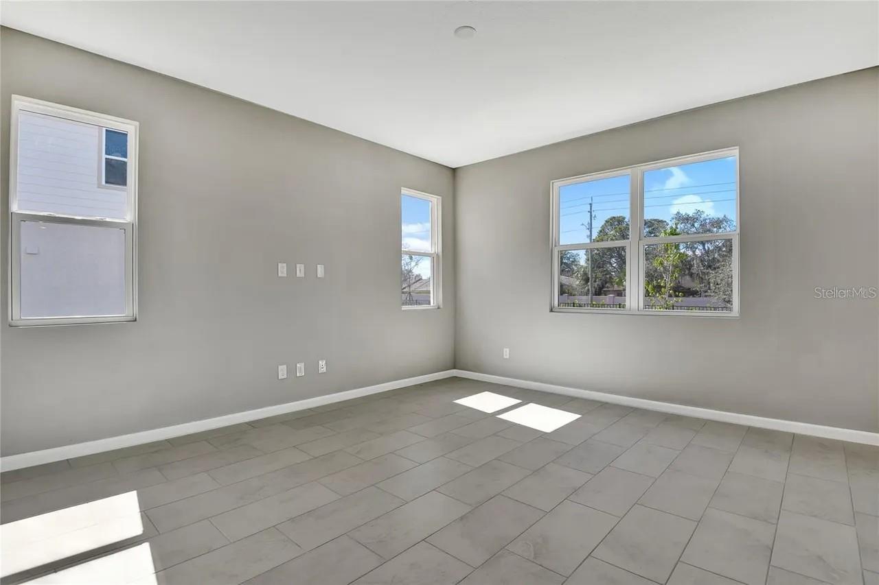 560 SUMMIT RIVER DR, APOPKA, FL, 32712