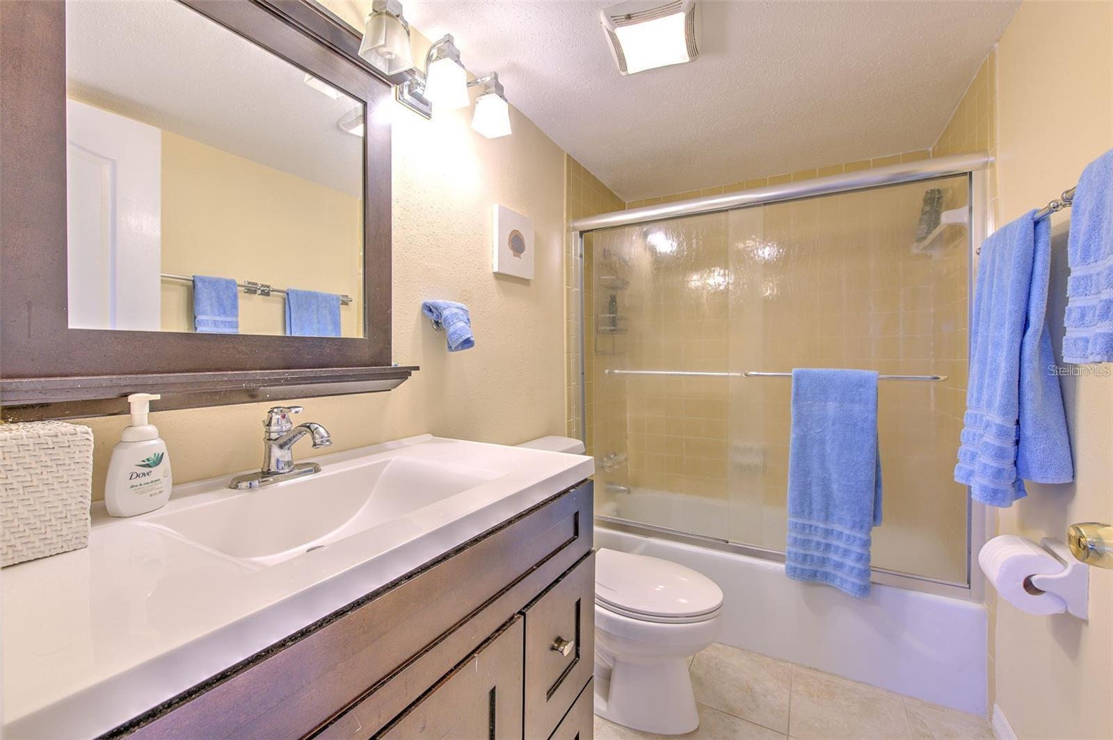 1008 APOLLO BEACH BLVD #201, APOLLO BEACH, FL, 33572
